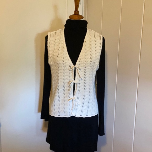Crochet looking vest